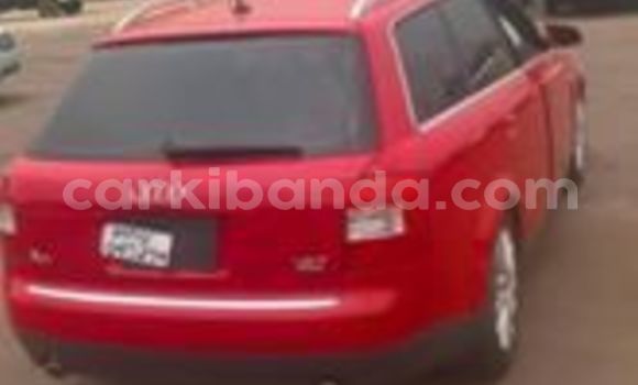 Gura Yakoze Audi A4 Red Imodoka i Kampala mu Uganda Gura Yakoze Audi A4 Red Imodoka i Kampala mu Uganda
