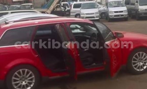 Gura Yakoze Audi A4 Red Imodoka i Kampala mu Uganda Gura Yakoze Audi A4 Red Imodoka i Kampala mu Uganda