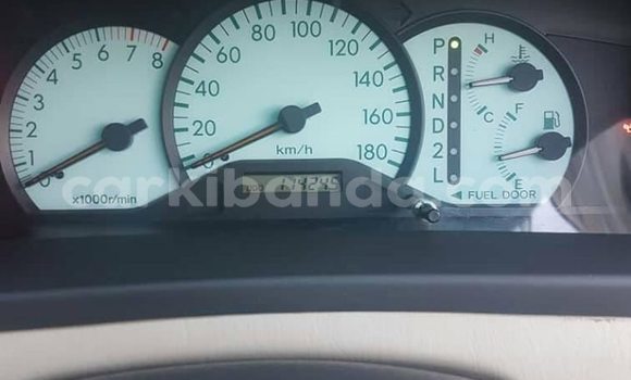 Gura Yakoze Toyota Spacio Silver Imodoka i Kampala mu Uganda Gura Yakoze Toyota Spacio Silver Imodoka i Kampala mu Uganda