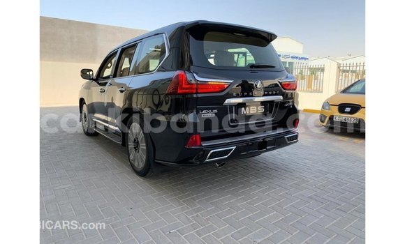 Gura Imported Lexus LX Black Imodoka i Import - Dubai mu Uganda Gura Imported Lexus LX Black Imodoka i Import - Dubai mu Uganda