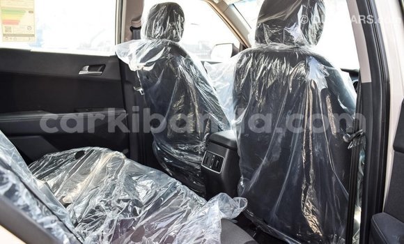 Gura Imported Hyundai Creta Beige Imodoka i Import - Dubai mu Uganda Gura Imported Hyundai Creta Beige Imodoka i Import - Dubai mu Uganda