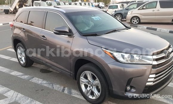 Buy Import Toyota Highlander Other Car in Import - Dubai in Uganda Buy Import Toyota Highlander Other Car in Import - Dubai in Uganda