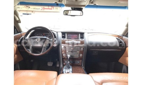 Nunua Imported Nissan Patrol Nyeupe Gari ndani ya Import - Dubai nchini Uganda Nunua Imported Nissan Patrol Nyeupe Gari ndani ya Import - Dubai nchini Uganda