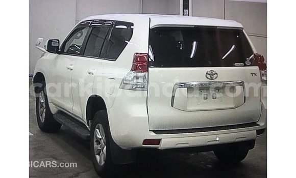 Gura Imported Toyota Prado White Imodoka i Import - Dubai mu Uganda Gura Imported Toyota Prado White Imodoka i Import - Dubai mu Uganda