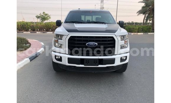 Buy Import Ford Club Wagon White Car in Import - Dubai in Uganda Buy Import Ford Club Wagon White Car in Import - Dubai in Uganda