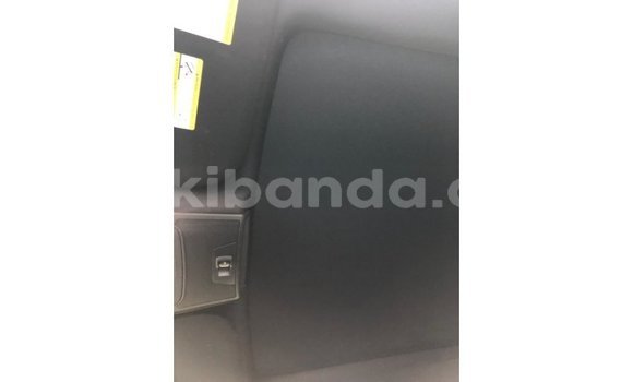 Buy Import Ford Club Wagon White Car in Import - Dubai in Uganda Buy Import Ford Club Wagon White Car in Import - Dubai in Uganda