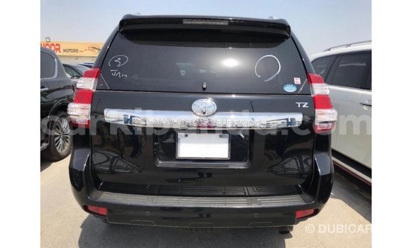 Nunua Imported Toyota Prado Nyeusi Gari ndani ya Import - Dubai nchini Uganda Nunua Imported Toyota Prado Nyeusi Gari ndani ya Import - Dubai nchini Uganda
