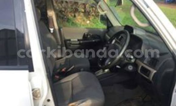 Buy Used Mitsubishi Pajero iO White Car in Kampala in Uganda Buy Used Mitsubishi Pajero iO White Car in Kampala in Uganda