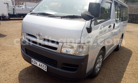 Buy Used Toyota Hiace Silver Car in Kampala in Uganda Buy Used Toyota Hiace Silver Car in Kampala in Uganda