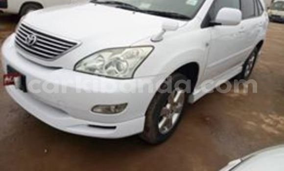 Buy Used Toyota Harrier White Car in Kampala in Uganda Buy Used Toyota Harrier White Car in Kampala in Uganda