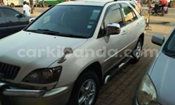 Buy Used Toyota Harrier White Car in Kampala in Uganda Buy Used Toyota Harrier White Car in Kampala in Uganda