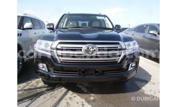 Nunua Imported Toyota Land Cruiser Nyeusi Gari ndani ya Import - Dubai nchini Uganda Nunua Imported Toyota Land Cruiser Nyeusi Gari ndani ya Import - Dubai nchini Uganda