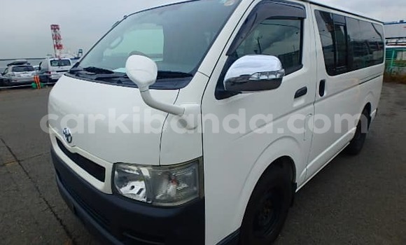Acheter Neuf Voiture Toyota Hiace Gris à Kampala, Ouganda Acheter Neuf Voiture Toyota Hiace Gris à Kampala, Ouganda