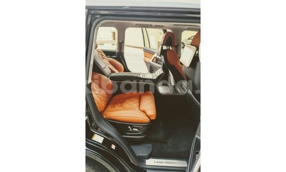 Buy Import Toyota Land Cruiser Black Car in Import - Dubai in Uganda Buy Import Toyota Land Cruiser Black Car in Import - Dubai in Uganda