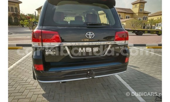 Acheter Import Voiture Toyota Land Cruiser Noir à Import - Dubai, Ouganda Acheter Import Voiture Toyota Land Cruiser Noir à Import - Dubai, Ouganda