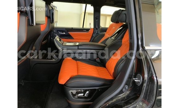 Gura Imported Lexus LX Black Imodoka i Import - Dubai mu Uganda Gura Imported Lexus LX Black Imodoka i Import - Dubai mu Uganda