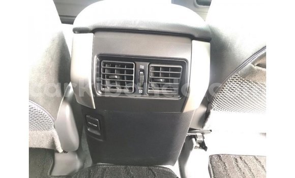 Acheter Import Voiture Toyota Land Cruiser Noir à Import - Dubai, Ouganda Acheter Import Voiture Toyota Land Cruiser Noir à Import - Dubai, Ouganda