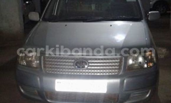 Gura Yakoze Toyota Probox Black Imodoka i Kampala mu Uganda Gura Yakoze Toyota Probox Black Imodoka i Kampala mu Uganda