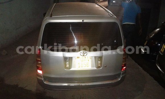 Gura Yakoze Toyota Probox Black Imodoka i Kampala mu Uganda Gura Yakoze Toyota Probox Black Imodoka i Kampala mu Uganda