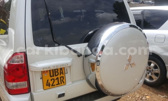 Buy Used Mitsubishi Pajero White Car in Kampala in Uganda Buy Used Mitsubishi Pajero White Car in Kampala in Uganda
