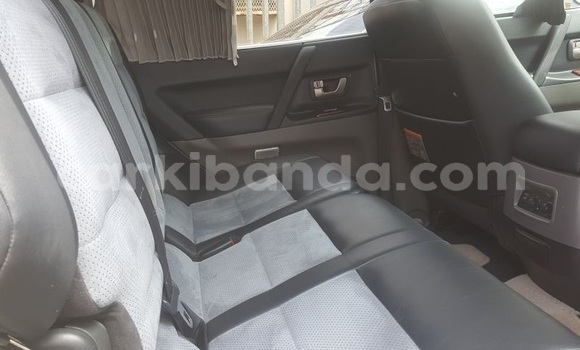 Buy Used Mitsubishi Pajero White Car in Kampala in Uganda Buy Used Mitsubishi Pajero White Car in Kampala in Uganda