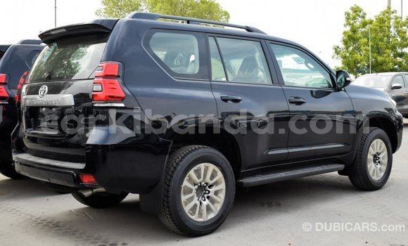 Acheter Import Voiture Toyota Prado Noir à Import - Dubai, Ouganda Acheter Import Voiture Toyota Prado Noir à Import - Dubai, Ouganda
