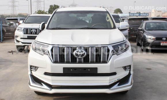 Nunua Imported Toyota Prado Nyeupe Gari ndani ya Import - Dubai nchini Uganda Nunua Imported Toyota Prado Nyeupe Gari ndani ya Import - Dubai nchini Uganda