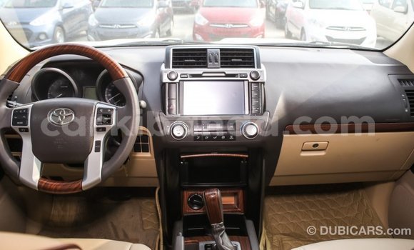 Nunua Imported Toyota Prado Nyeupe Gari ndani ya Import - Dubai nchini Uganda Nunua Imported Toyota Prado Nyeupe Gari ndani ya Import - Dubai nchini Uganda