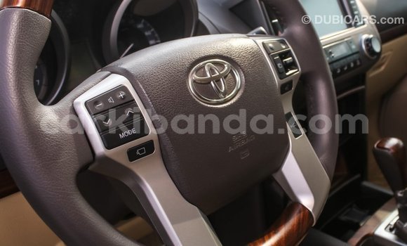 Nunua Imported Toyota Prado Nyeupe Gari ndani ya Import - Dubai nchini Uganda Nunua Imported Toyota Prado Nyeupe Gari ndani ya Import - Dubai nchini Uganda