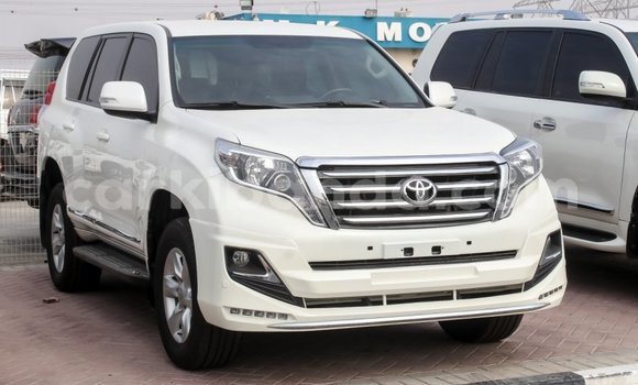 Gura Imported Toyota Prado White Imodoka i Import - Dubai mu Uganda Gura Imported Toyota Prado White Imodoka i Import - Dubai mu Uganda