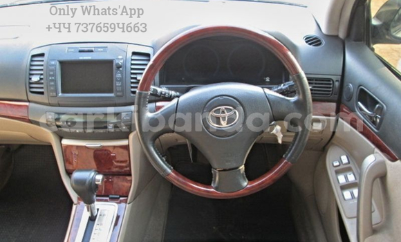 Acheter Occasion Voiture Toyota Premio Gris à Kampala, Ouganda Acheter Occasion Voiture Toyota Premio Gris à Kampala, Ouganda