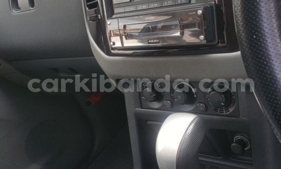 Acheter Occasion Voiture Mitsubishi Pajero Blanc à Kampala, Ouganda Acheter Occasion Voiture Mitsubishi Pajero Blanc à Kampala, Ouganda