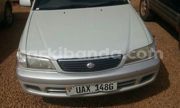 Acheter Occasion Voiture Toyota Premio Noir à Kampala, Ouganda Acheter Occasion Voiture Toyota Premio Noir à Kampala, Ouganda