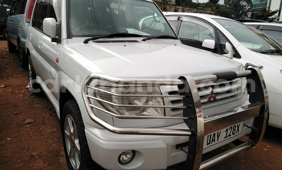 Buy Used Mitsubishi Pajero iO White Car in Kampala in Uganda Buy Used Mitsubishi Pajero iO White Car in Kampala in Uganda