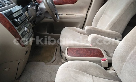 Buy Used Toyota Ipsum Blue Car in Kampala in Uganda Buy Used Toyota Ipsum Blue Car in Kampala in Uganda