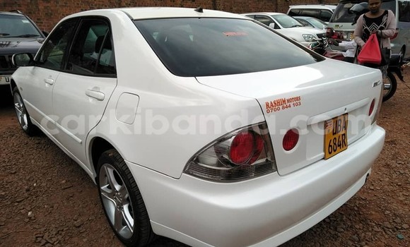 Buy Used Toyota Altezza White Car in Kampala in Uganda Buy Used Toyota Altezza White Car in Kampala in Uganda