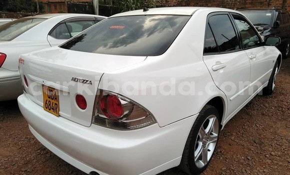 Buy Used Toyota Altezza White Car in Kampala in Uganda Buy Used Toyota Altezza White Car in Kampala in Uganda