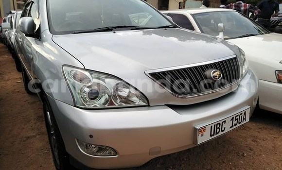 Buy Used Toyota Harrier Silver Car in Kampala in Uganda Buy Used Toyota Harrier Silver Car in Kampala in Uganda