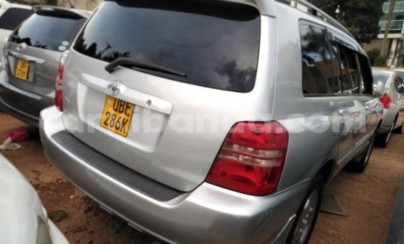 Buy Used Toyota Kluger Silver Car in Kampala in Uganda Buy Used Toyota Kluger Silver Car in Kampala in Uganda