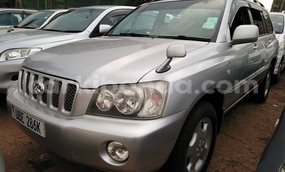 Buy Used Toyota Kluger Silver Car in Kampala in Uganda Buy Used Toyota Kluger Silver Car in Kampala in Uganda