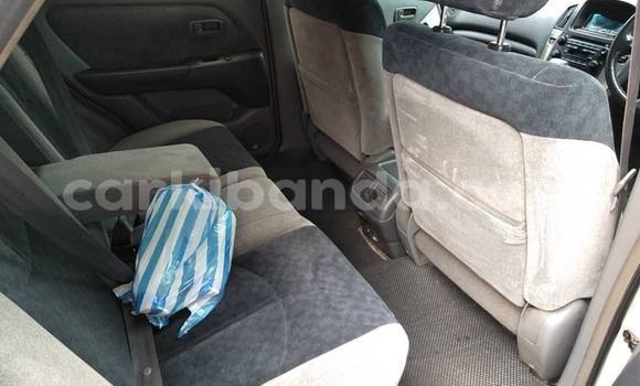 Buy Used Toyota Harrier Beige Car in Kampala in Uganda Buy Used Toyota Harrier Beige Car in Kampala in Uganda