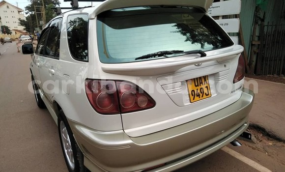 Buy Used Toyota Harrier Beige Car in Kampala in Uganda Buy Used Toyota Harrier Beige Car in Kampala in Uganda