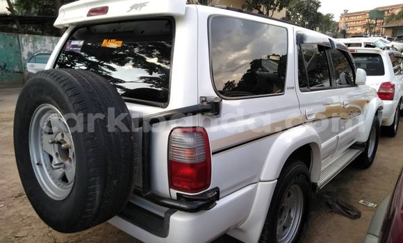 Buy Used Toyota Hilux Surf White Car in Kampala in Uganda Buy Used Toyota Hilux Surf White Car in Kampala in Uganda