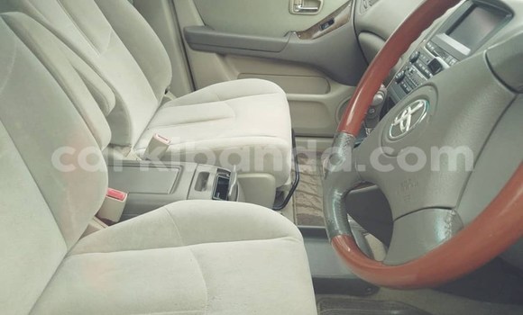 Buy Used Toyota Harrier Beige Car in Kampala in Uganda Buy Used Toyota Harrier Beige Car in Kampala in Uganda