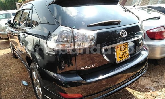 Buy Used Toyota Harrier Black Car in Kampala in Uganda Buy Used Toyota Harrier Black Car in Kampala in Uganda