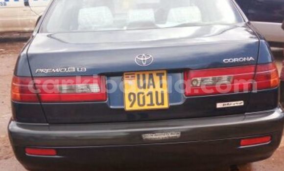 Gura Yakoze Toyota Premio Black Imodoka i Kampala mu Uganda Gura Yakoze Toyota Premio Black Imodoka i Kampala mu Uganda