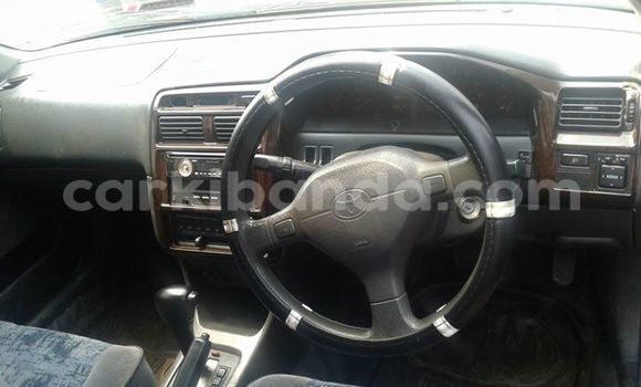 Gura Yakoze Toyota Premio Black Imodoka i Kampala mu Uganda Gura Yakoze Toyota Premio Black Imodoka i Kampala mu Uganda