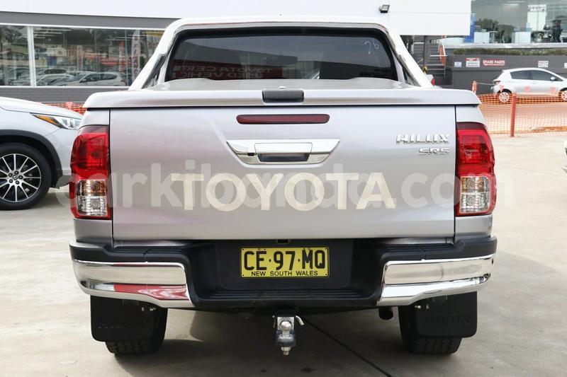 Big with watermark 2015 toyota hilux used 2759 15u0a27 18