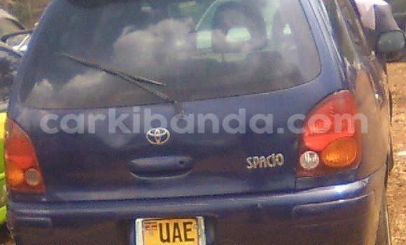Gura Yakoze Toyota Spacio Black Imodoka i Kampala mu Uganda Gura Yakoze Toyota Spacio Black Imodoka i Kampala mu Uganda