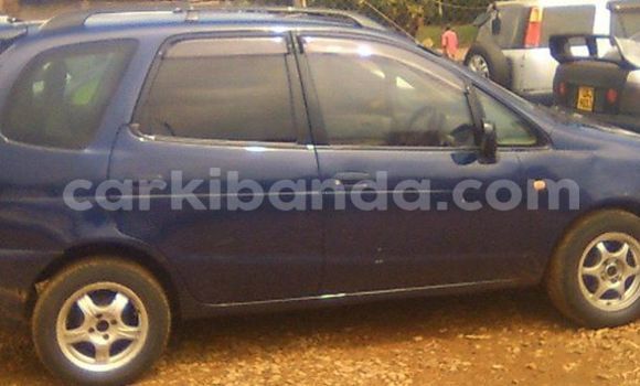 Gura Yakoze Toyota Spacio Black Imodoka i Kampala mu Uganda Gura Yakoze Toyota Spacio Black Imodoka i Kampala mu Uganda